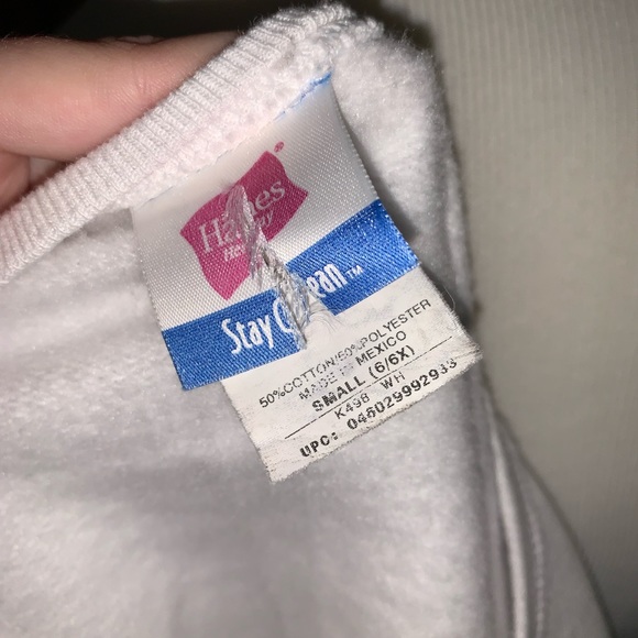 White crew neck sweatshirt from Hanes - Picture 3 of 3